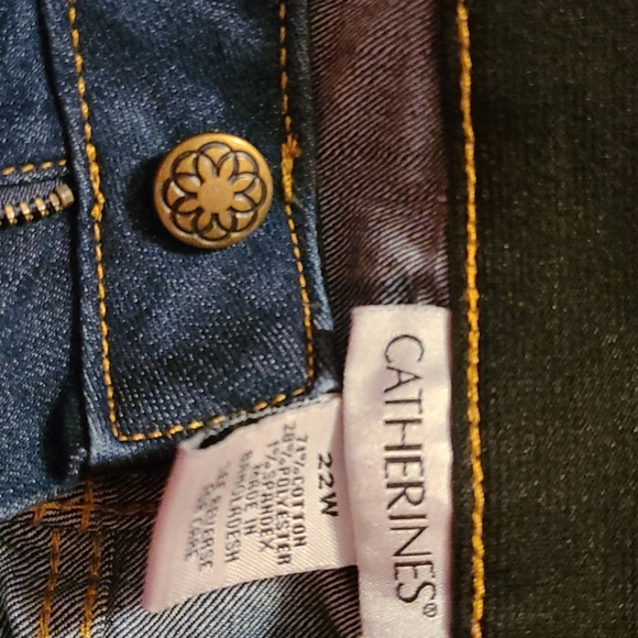 Jeans - Picture 4 of 4